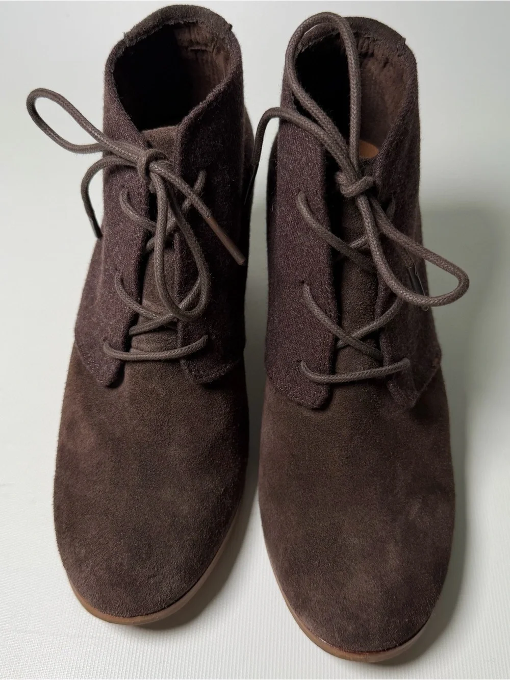 Toms Lunata Lace Up Heeled Bootie - sz 8.5